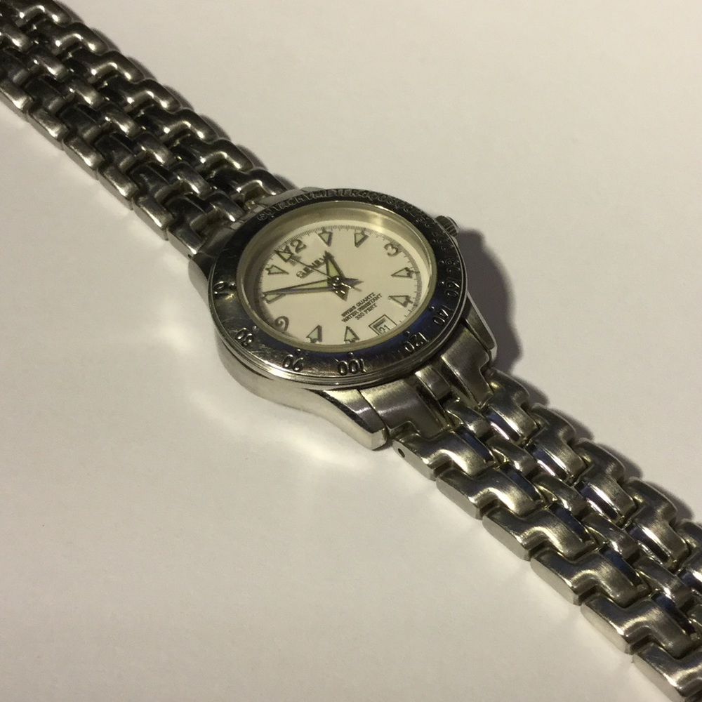 Geneve Watch - Picture 2 of 2